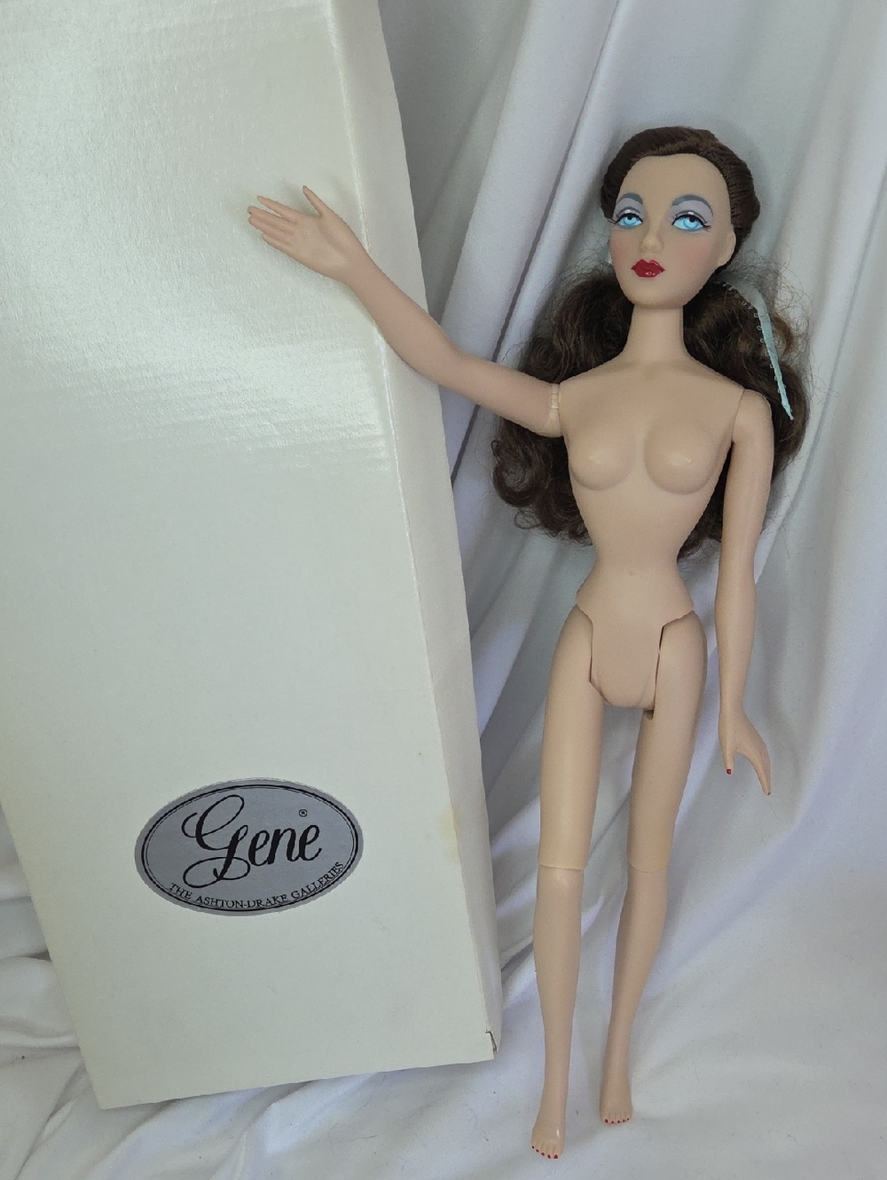 Gene Marshall Doll Ashton Drake Vintage  Nude 15" Brunette Blue Eyes With Box